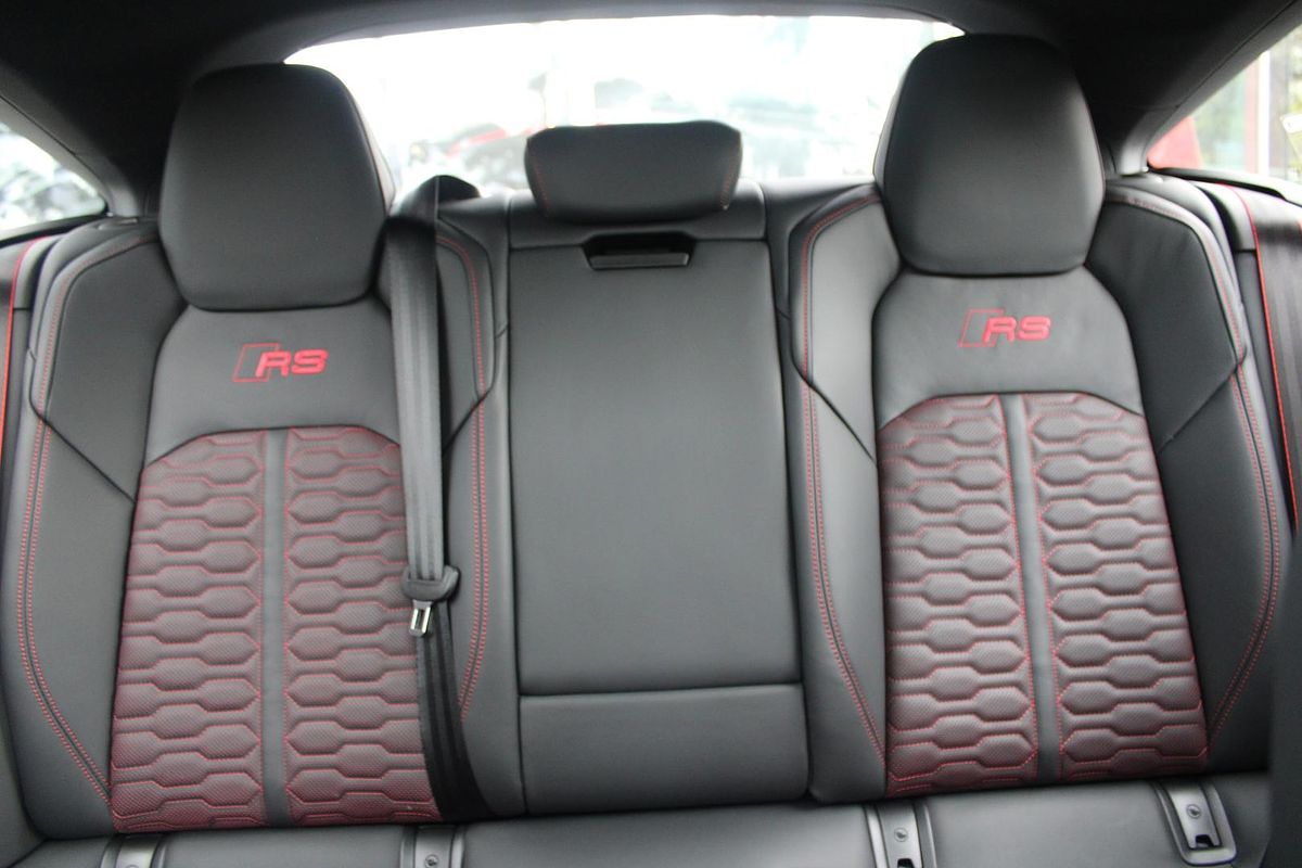 2025 Audi RS7 Performance 4K