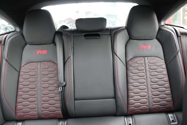 2025 Audi RS7 Performance 4K