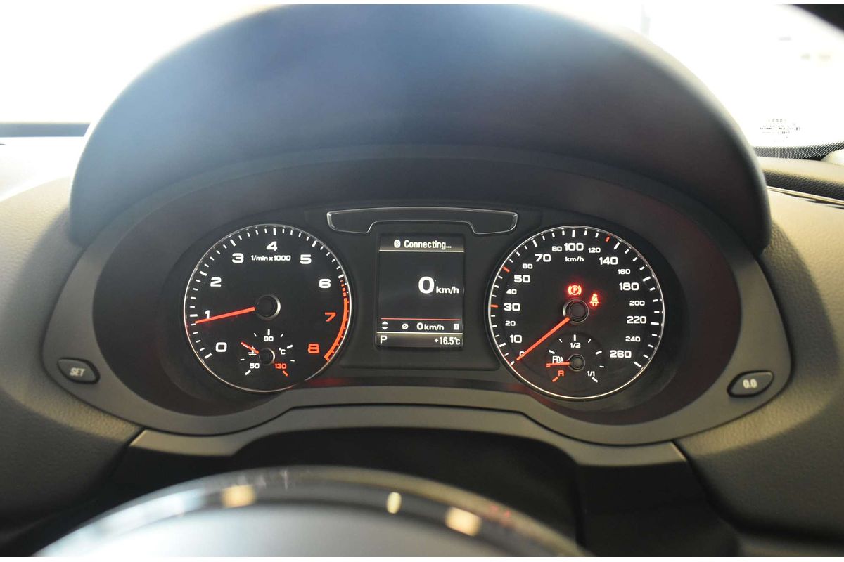 2016 Audi Q3 TFSI Sport 8U