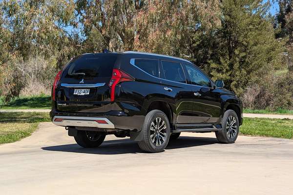 2021 Mitsubishi Pajero Sport GLS QF
