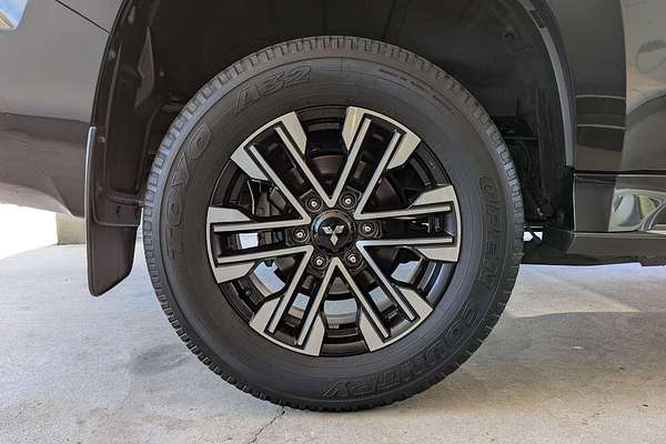 2021 Mitsubishi Pajero Sport GLS QF