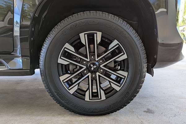 2021 Mitsubishi Pajero Sport GLS QF