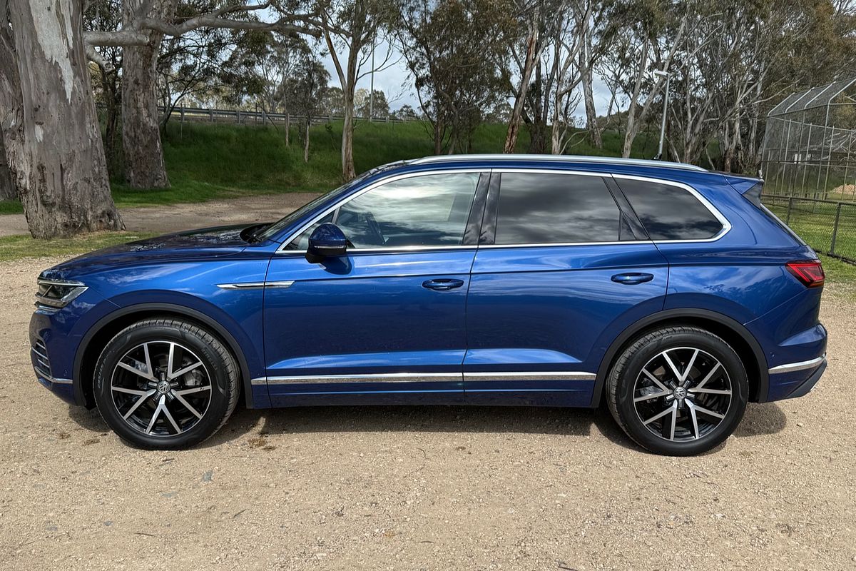 2019 Volkswagen Touareg 190TDI Launch Edition CR
