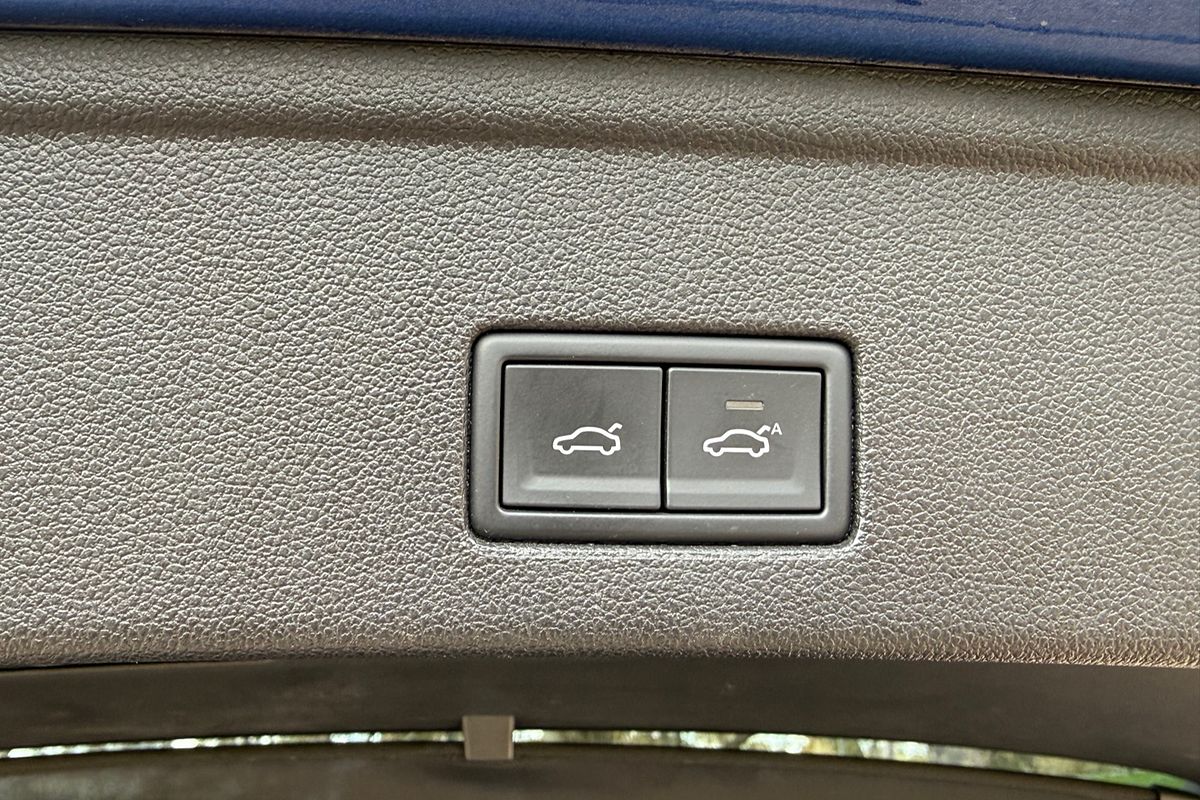 2019 Volkswagen Touareg 190TDI Launch Edition CR