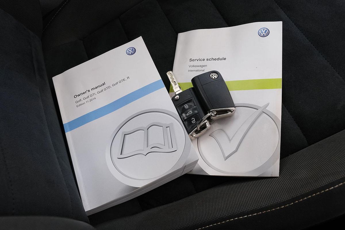 2015 Volkswagen Golf 103TSI Highline 7