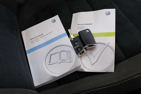 2015 Volkswagen Golf 103TSI Highline 7