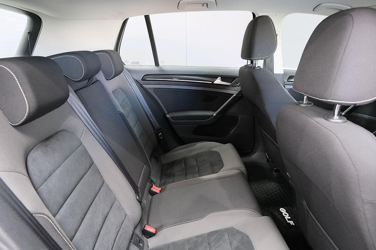 2015 Volkswagen Golf 103TSI Highline 7