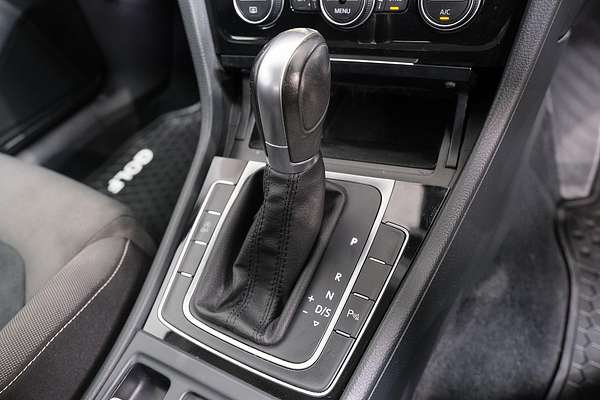 2015 Volkswagen Golf 103TSI Highline 7