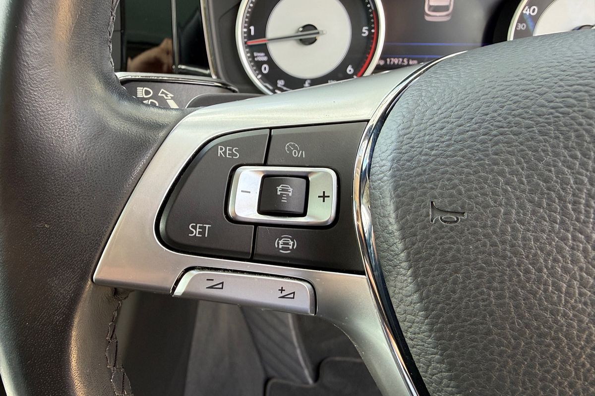 2019 Volkswagen Touareg 190TDI Launch Edition CR