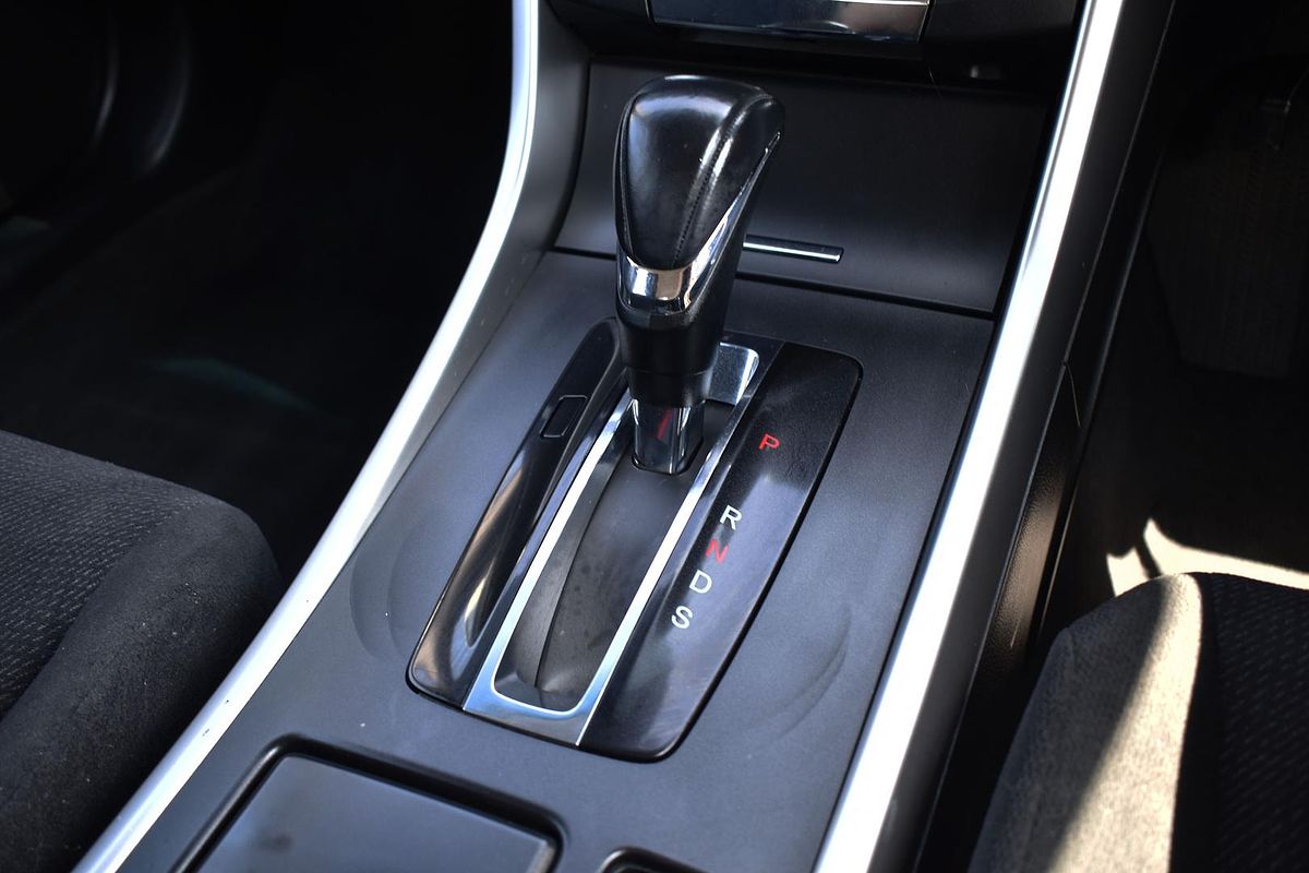 2015 Honda Accord VTi-S 9th Gen