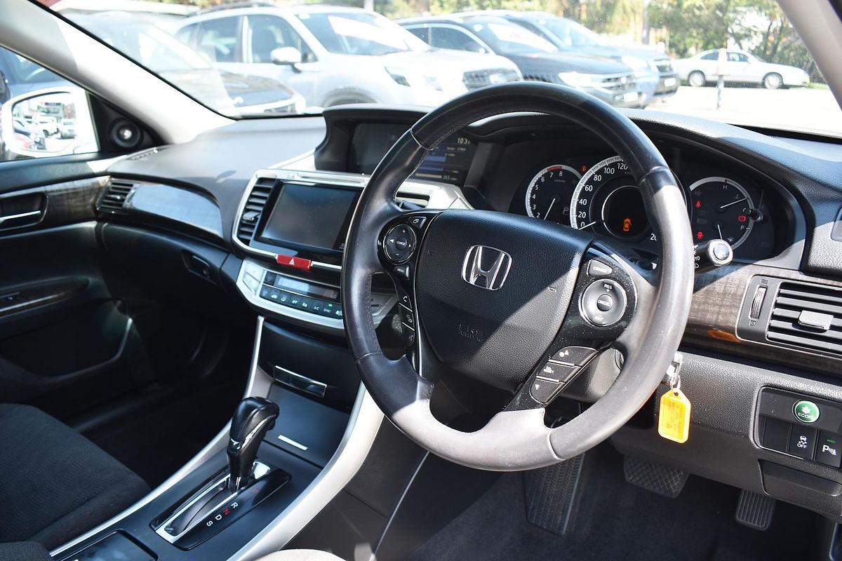 2015 Honda Accord VTi-S 9th Gen