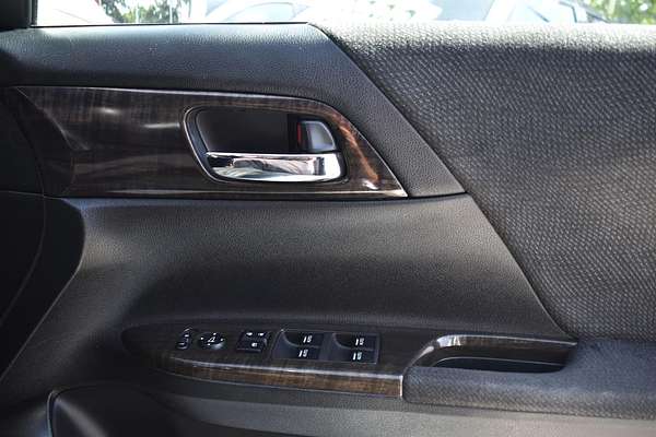 2015 Honda Accord VTi-S 9th Gen
