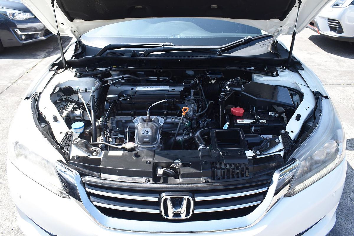 2015 Honda Accord VTi-S 9th Gen