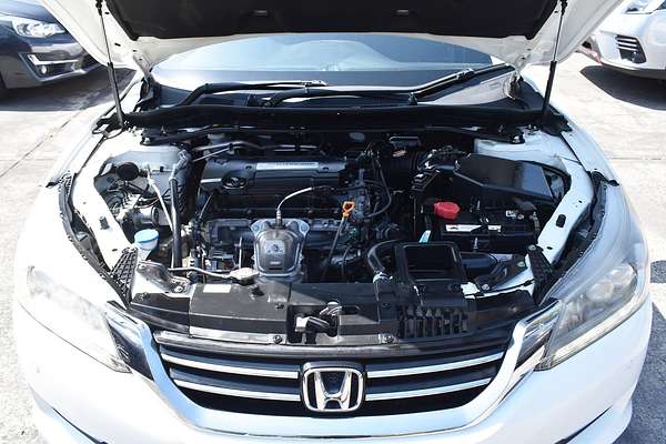 2015 Honda Accord VTi-S 9th Gen