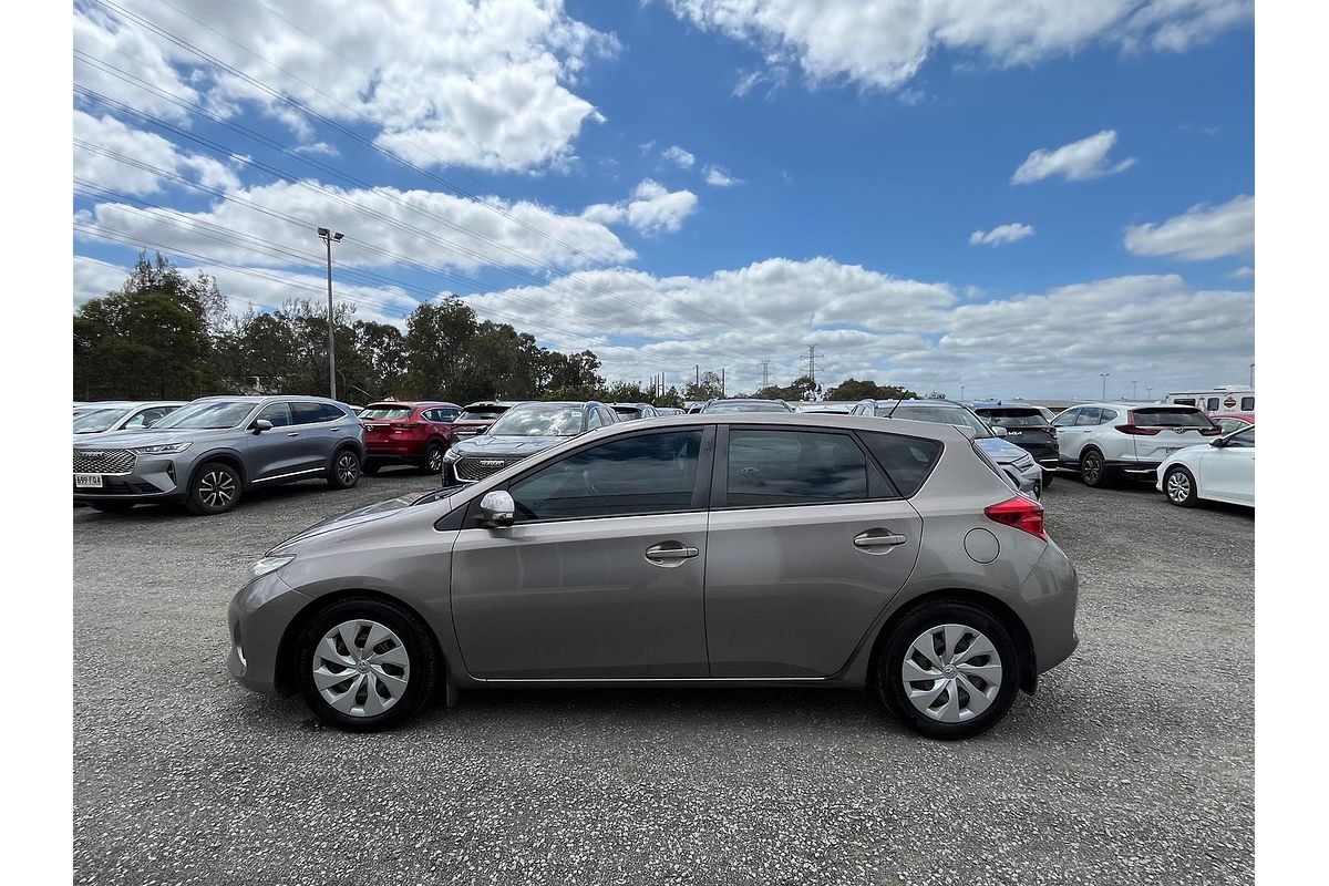 2013 Toyota Corolla Ascent ZRE182R