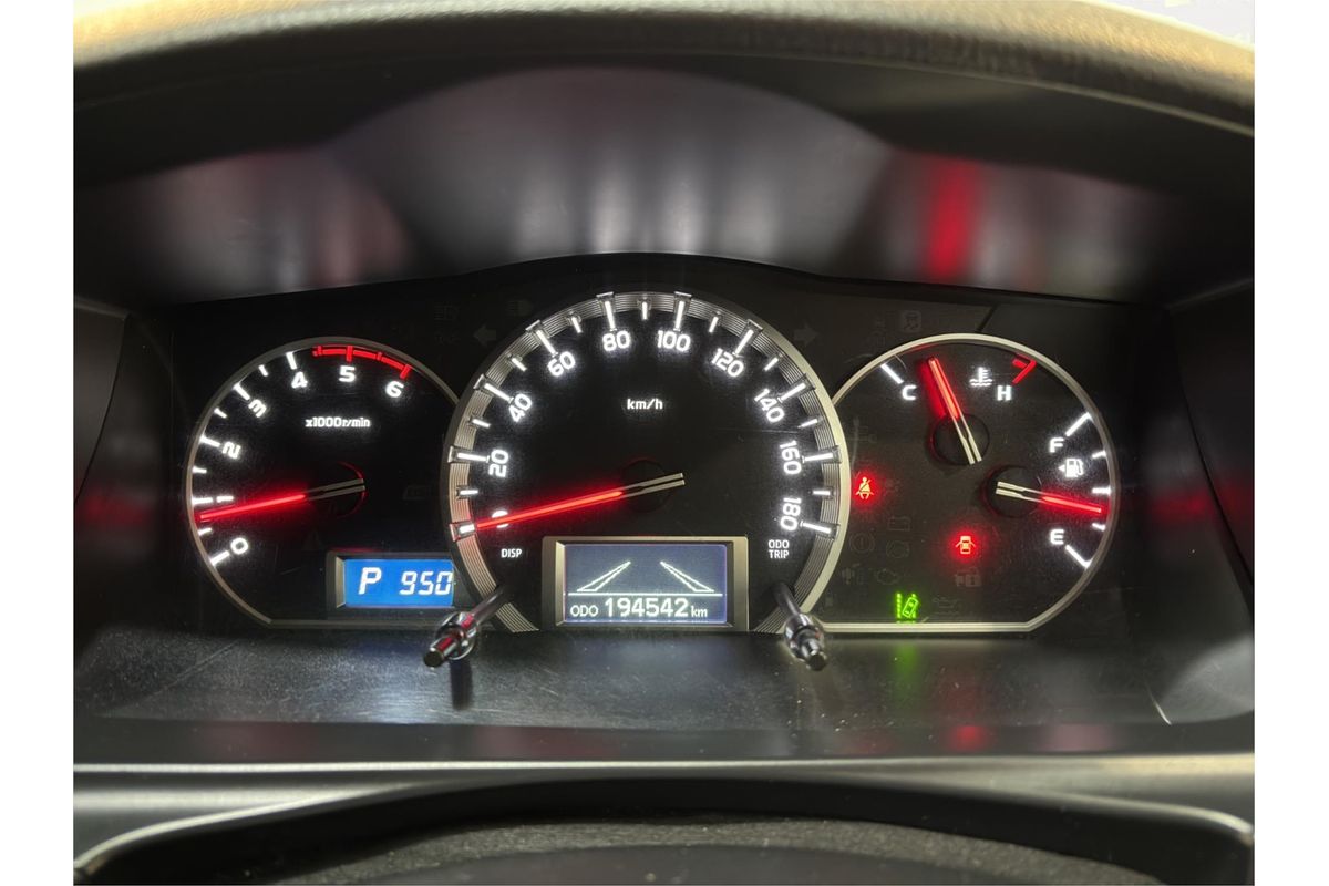 2018 Toyota Hiace Long DX 4WD