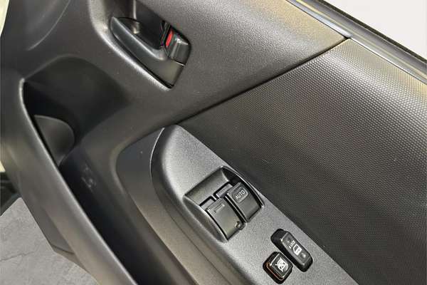 2018 Toyota Hiace Long DX 4WD