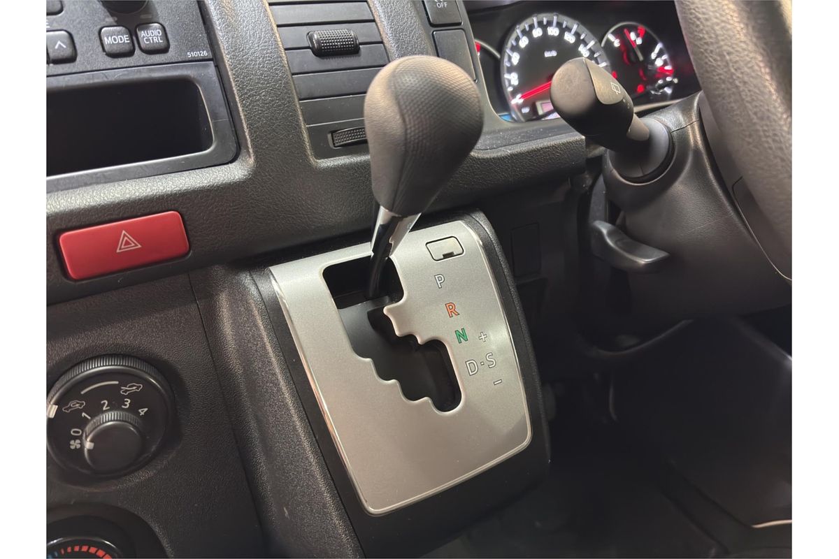 2018 Toyota Hiace Long DX 4WD