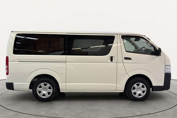 2018 Toyota Hiace Long DX 4WD