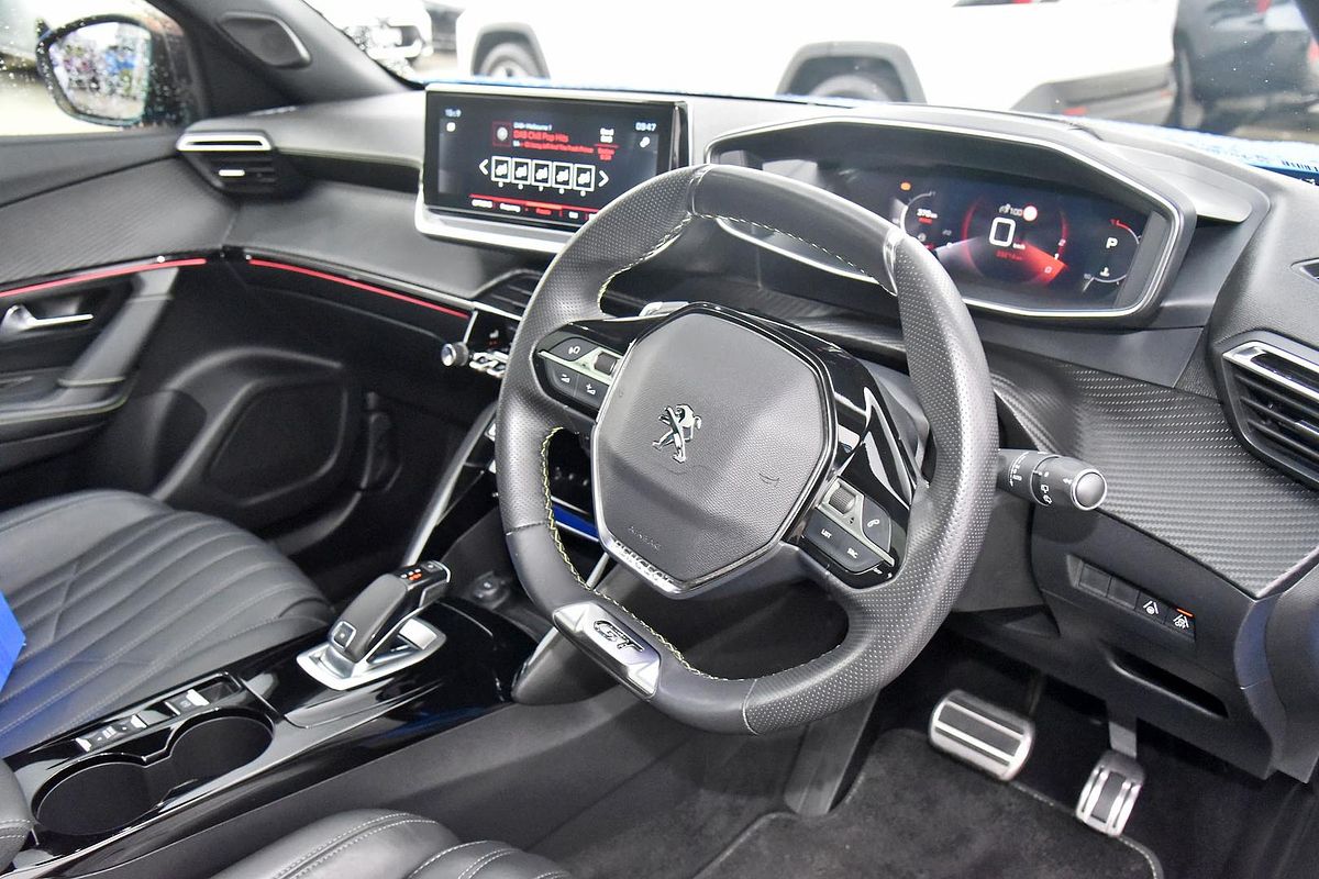 2020 Peugeot 2008 GT P24