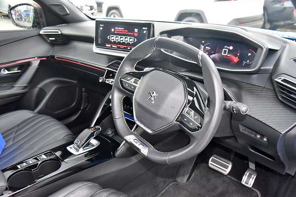 2020 Peugeot 2008 GT P24