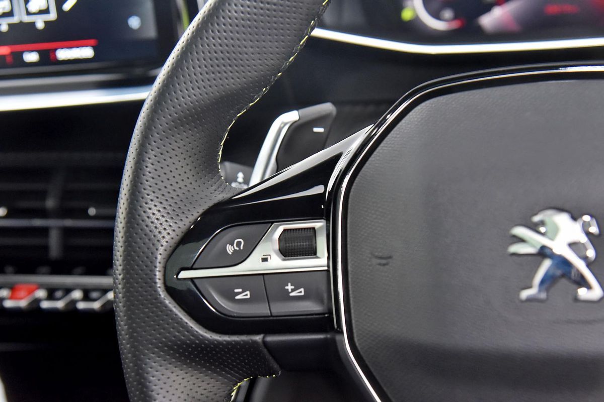 2020 Peugeot 2008 GT P24