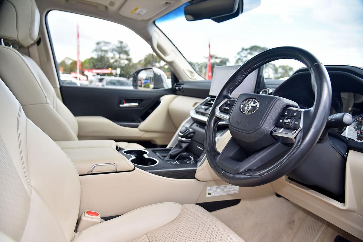 2021 Toyota Landcruiser Sahara ZX FJA300R