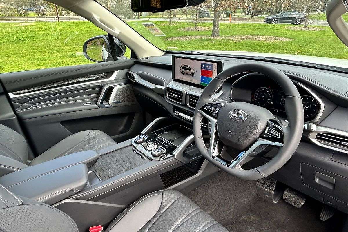 2025 LDV D90 Executive SV9A