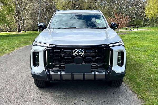 2025 LDV D90 Executive SV9A