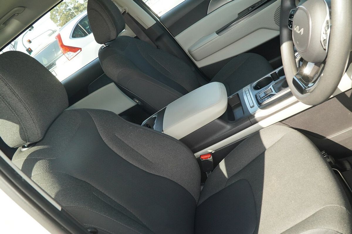 2022 Kia Carnival S KA4