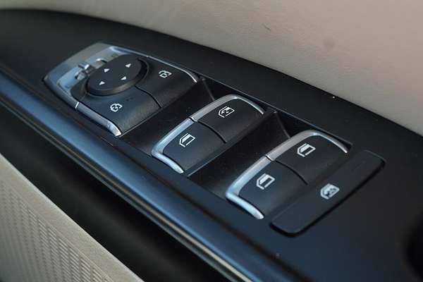 2022 Kia Carnival S KA4