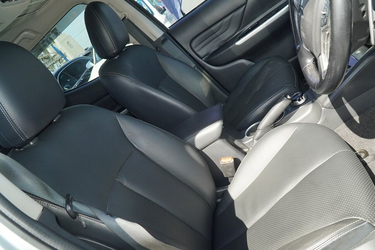 2019 Mitsubishi Triton GLS Premium MR 4X4