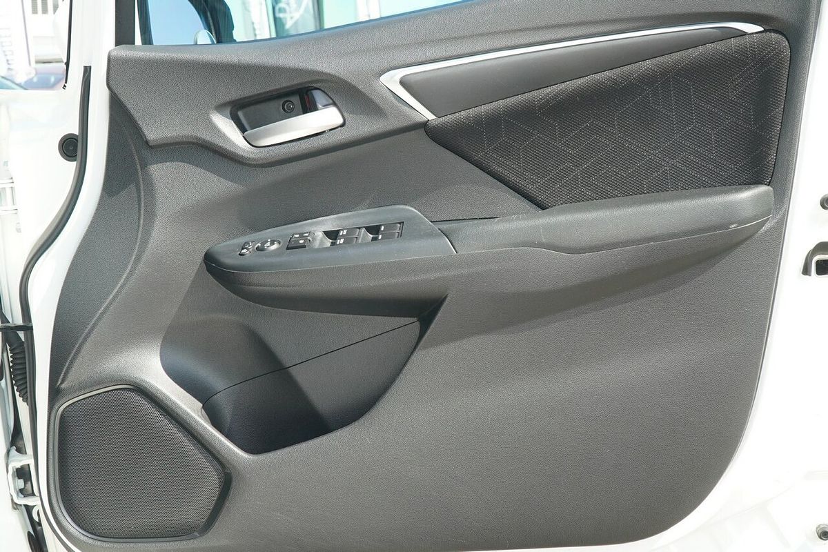 2015 Honda Jazz VTi-S GF