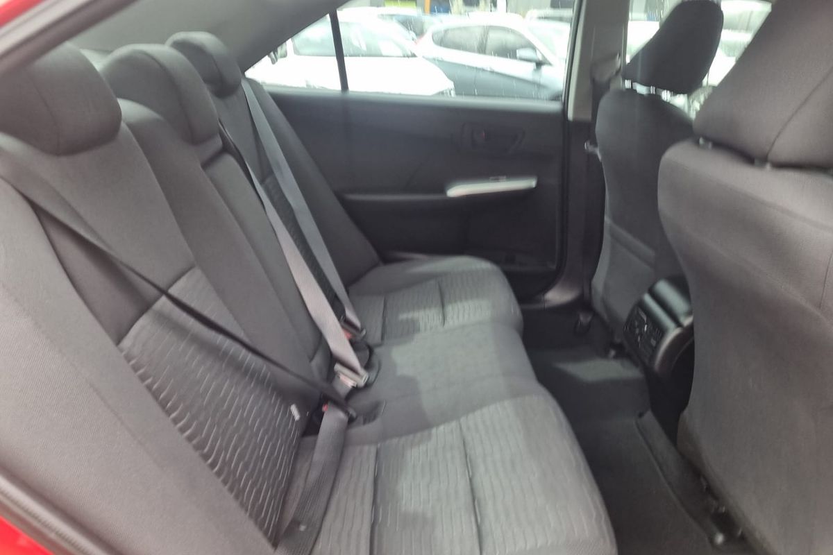 2016 Toyota Camry Atara S ASV50R