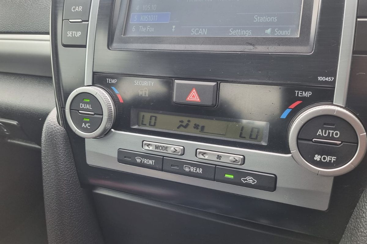 2016 Toyota Camry Atara S ASV50R