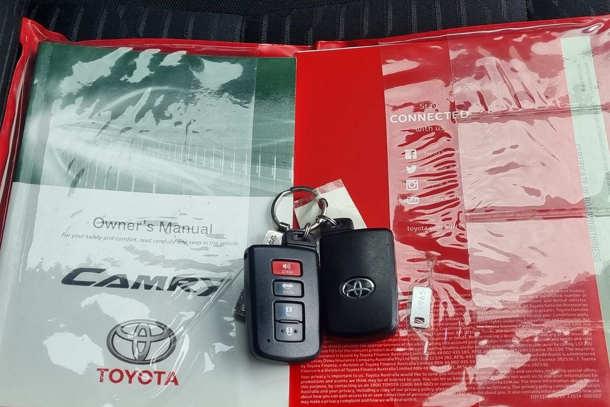 2016 Toyota Camry Atara S ASV50R