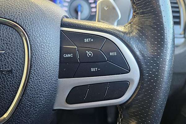 2021 Chrysler 300 SRT Core LX