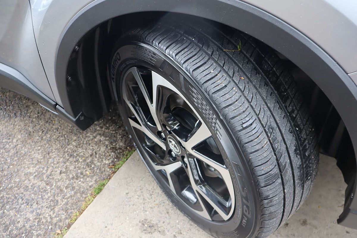 2018 Toyota C-HR Koba NGX10R