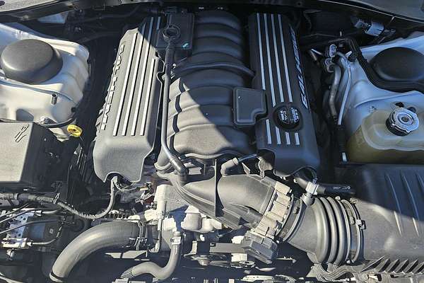 2021 Chrysler 300 SRT Core LX