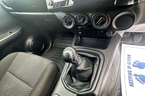2021 Toyota Hilux Hilux 4x2 Workmate 2.7L Petrol Manual Double Cab