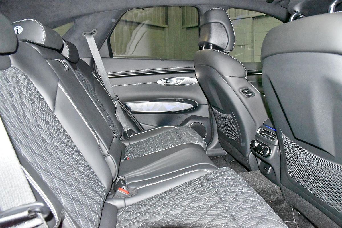 2023 Genesis GV70 3.5T AWD Sport JK.V2