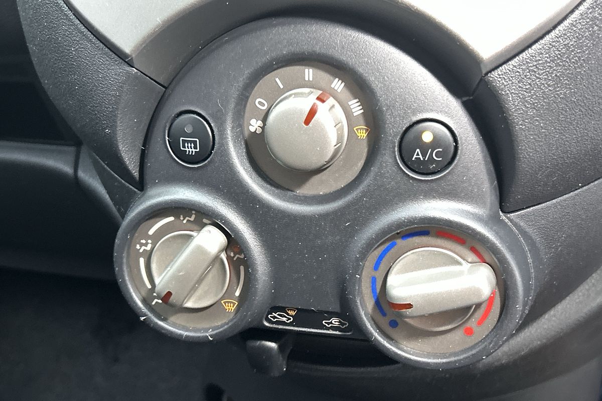 2013 Nissan Micra ST K13