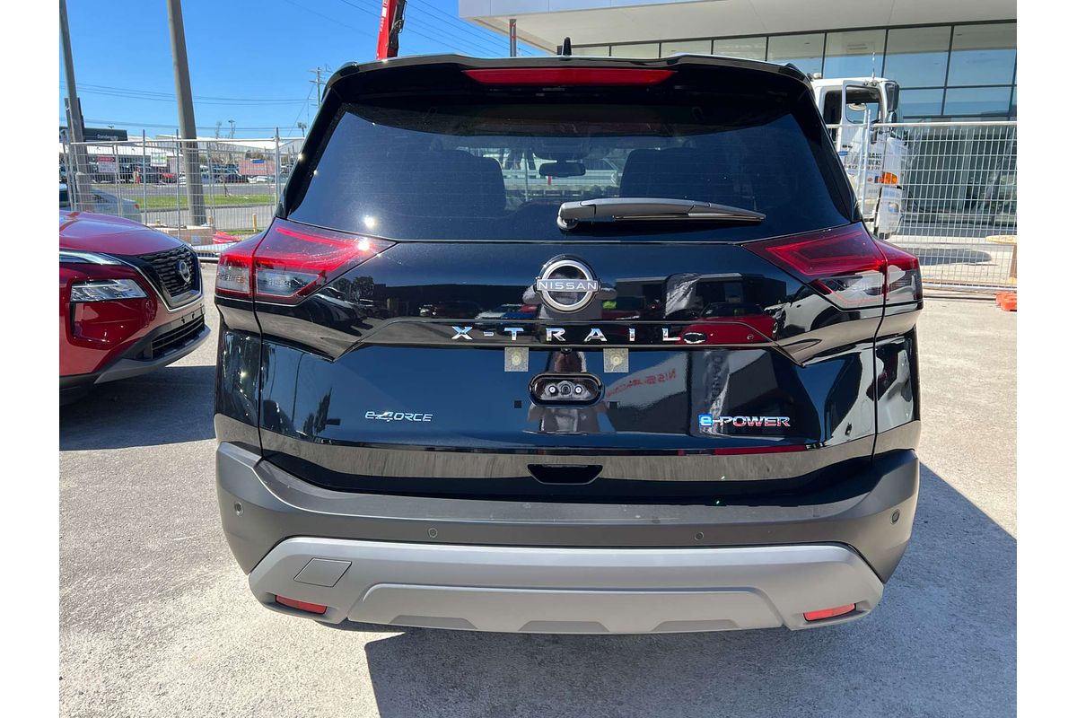 2025 Nissan X-TRAIL ST-L e-POWER T33