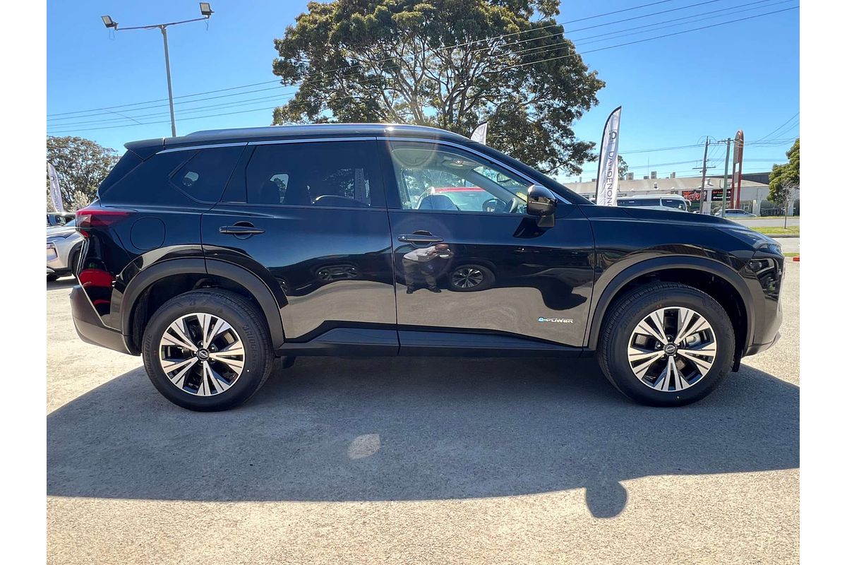2025 Nissan X-TRAIL ST-L e-POWER T33