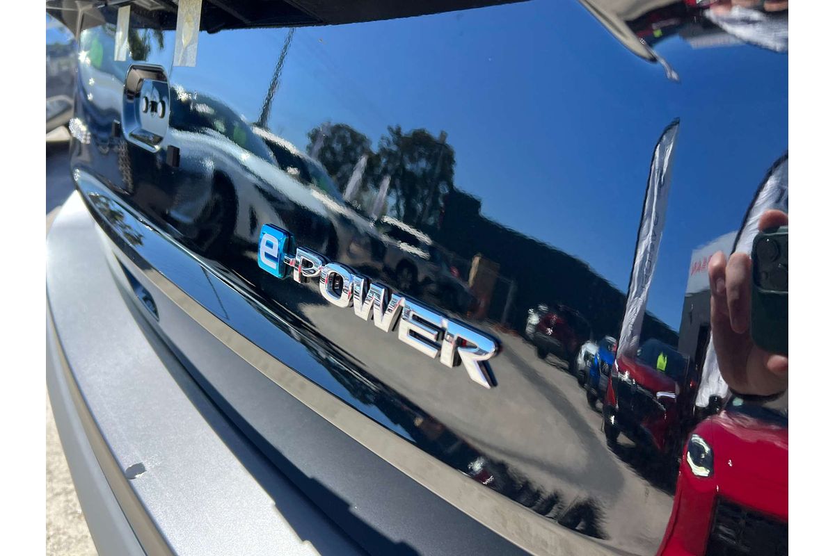 2025 Nissan X-TRAIL ST-L e-POWER T33