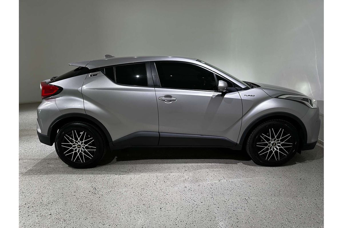 2019 Toyota C-HR  NGX10R