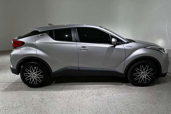 2019 Toyota C-HR  NGX10R