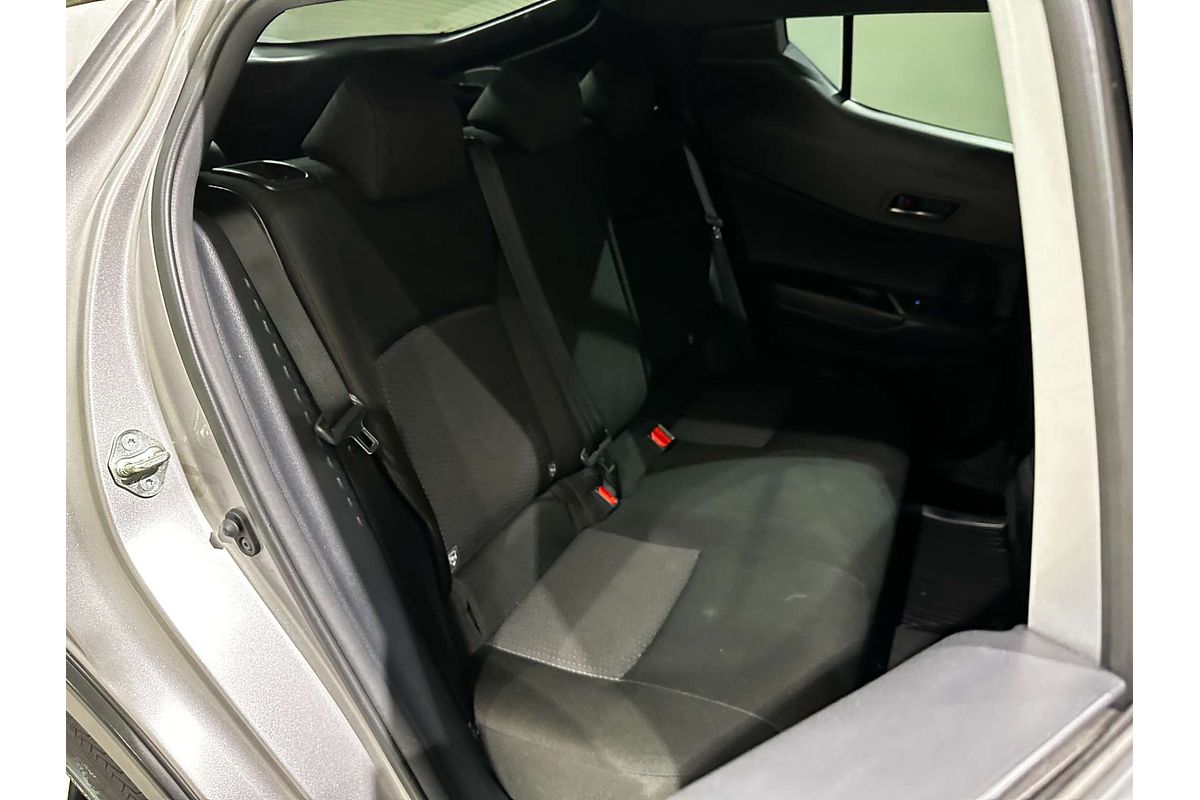 2019 Toyota C-HR  NGX10R