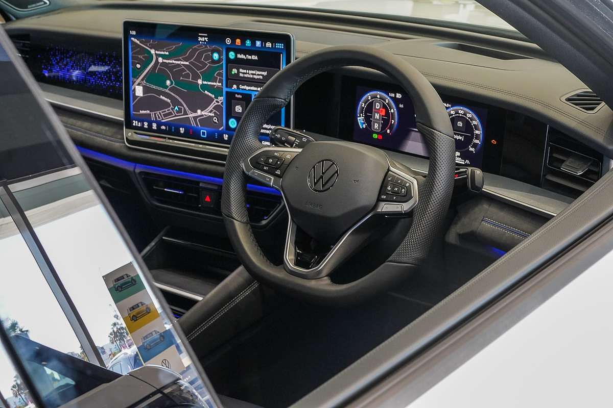 2025 Volkswagen Tayron 195TSI R-Line R4