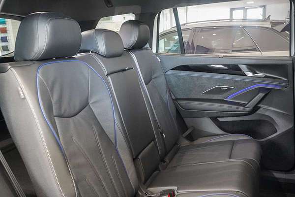 2025 Volkswagen Tayron 195TSI R-Line R4